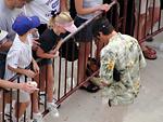 Cubs signing autographs