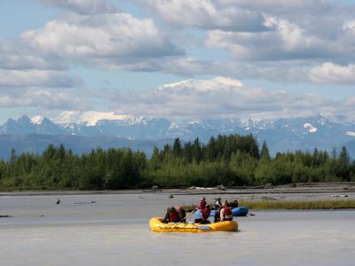 Rafters in the Susitna River near Talkeetna