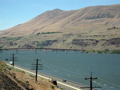 Highway 97 bridge at Biggs