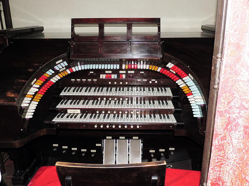 Pipe organ console at Scotty's Castle